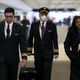 Image for article titled United Joins Wave of Canceled Flights After 3,000 Workers Test Positive for Covid-19